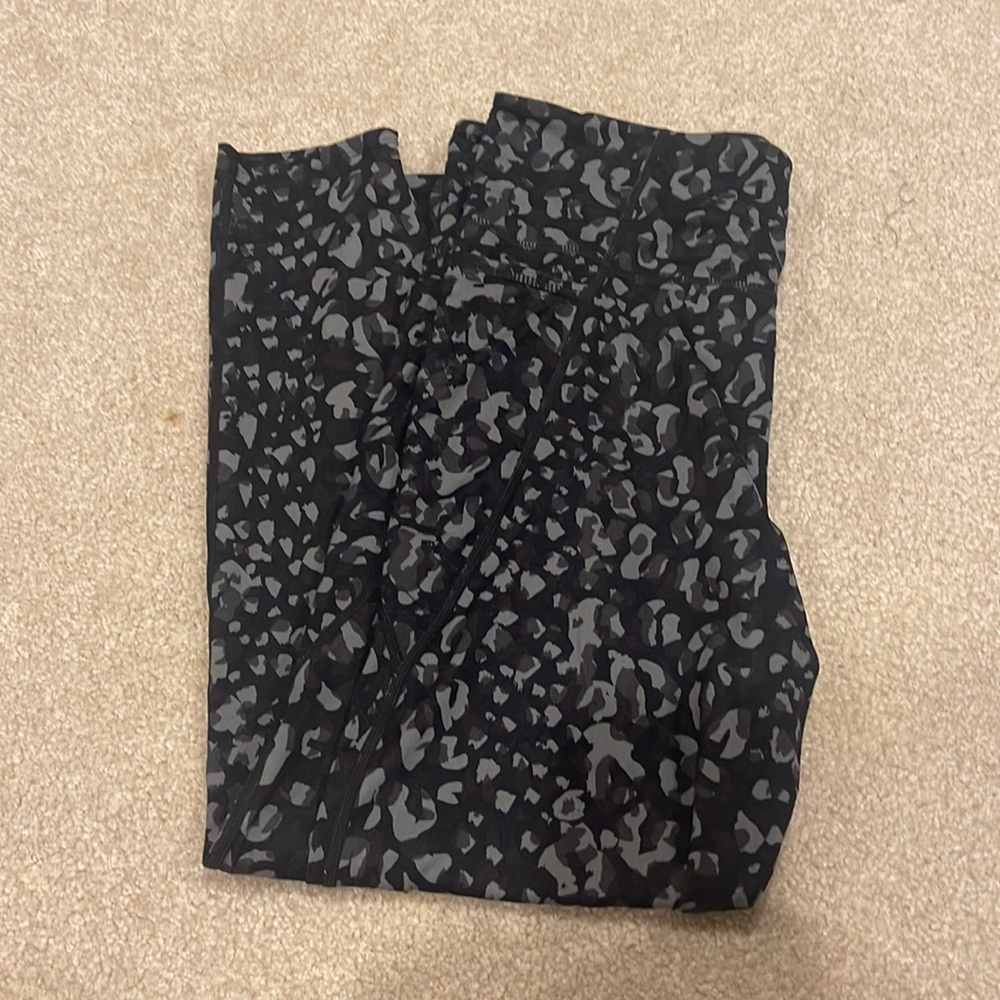 Joy Lab leggings with pockets!